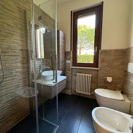 Sandy * Σιρμιόνε